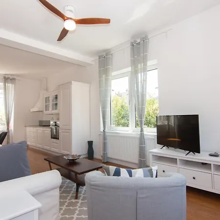 דירה Beatrice By Locap Group