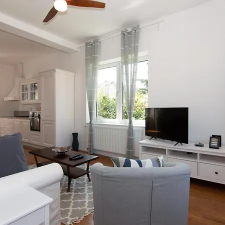 דירה Beatrice By Locap Group איזולה